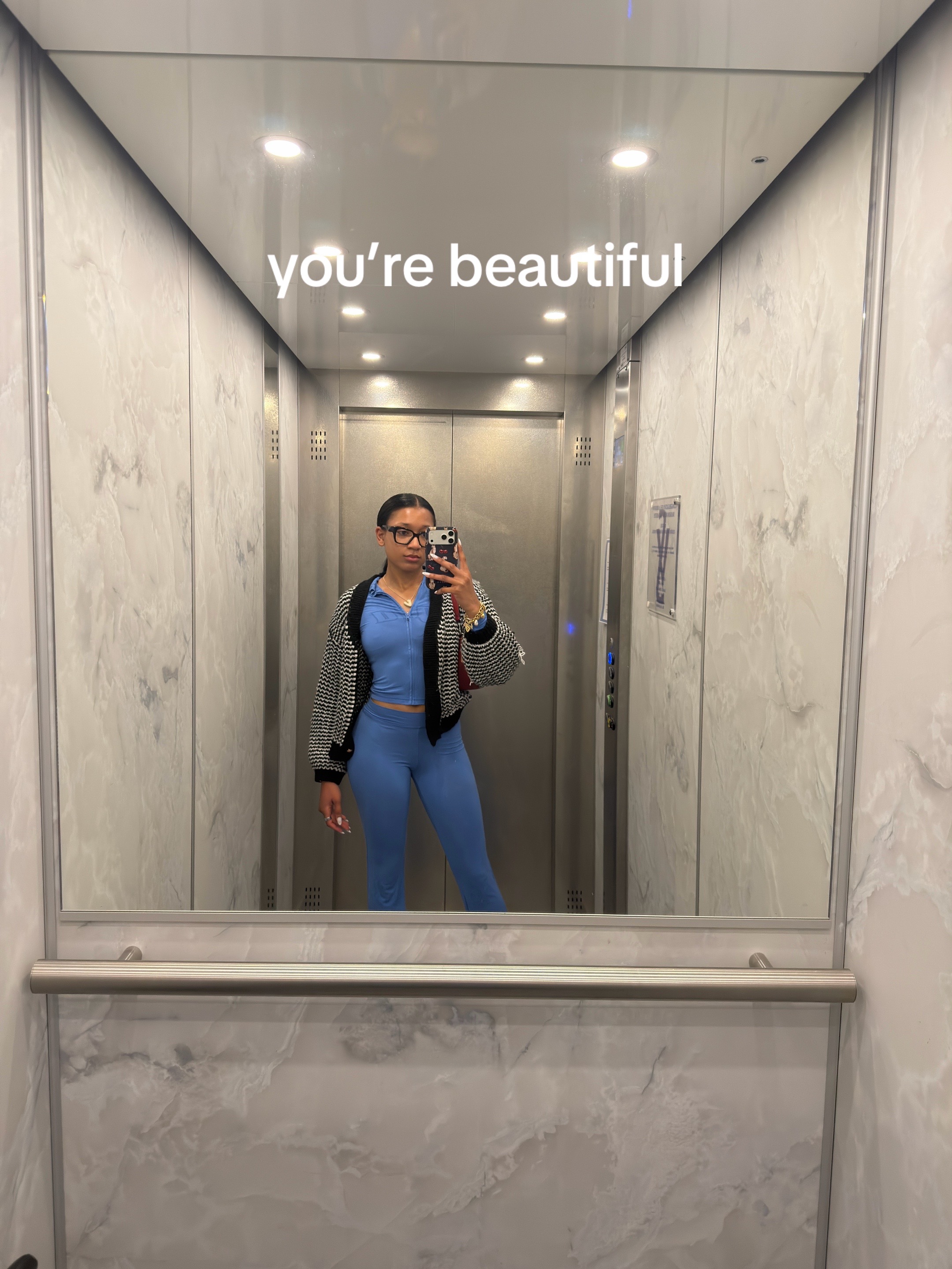 @Victoria Darville