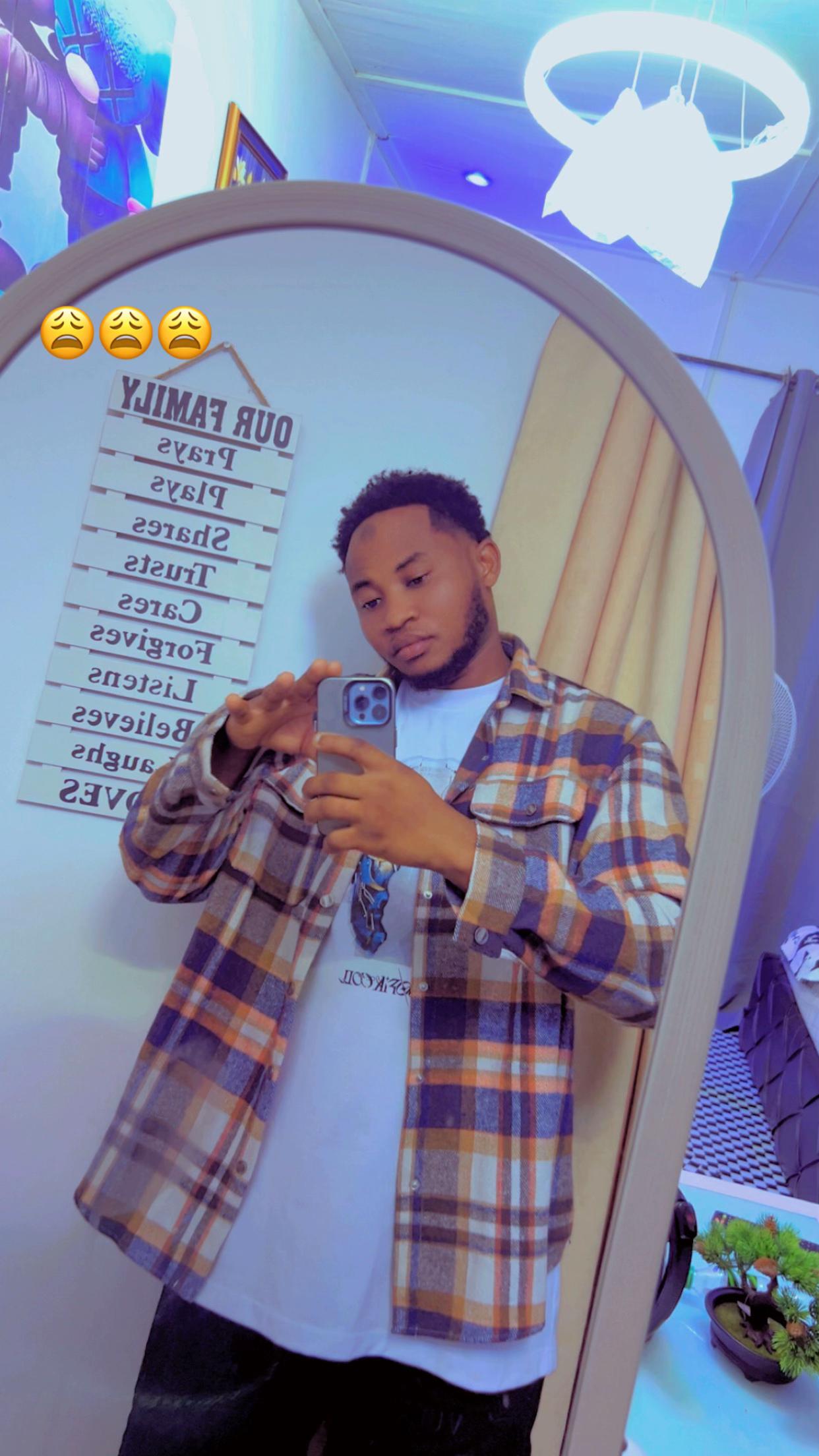 @TWO THINGS 🥶🥶