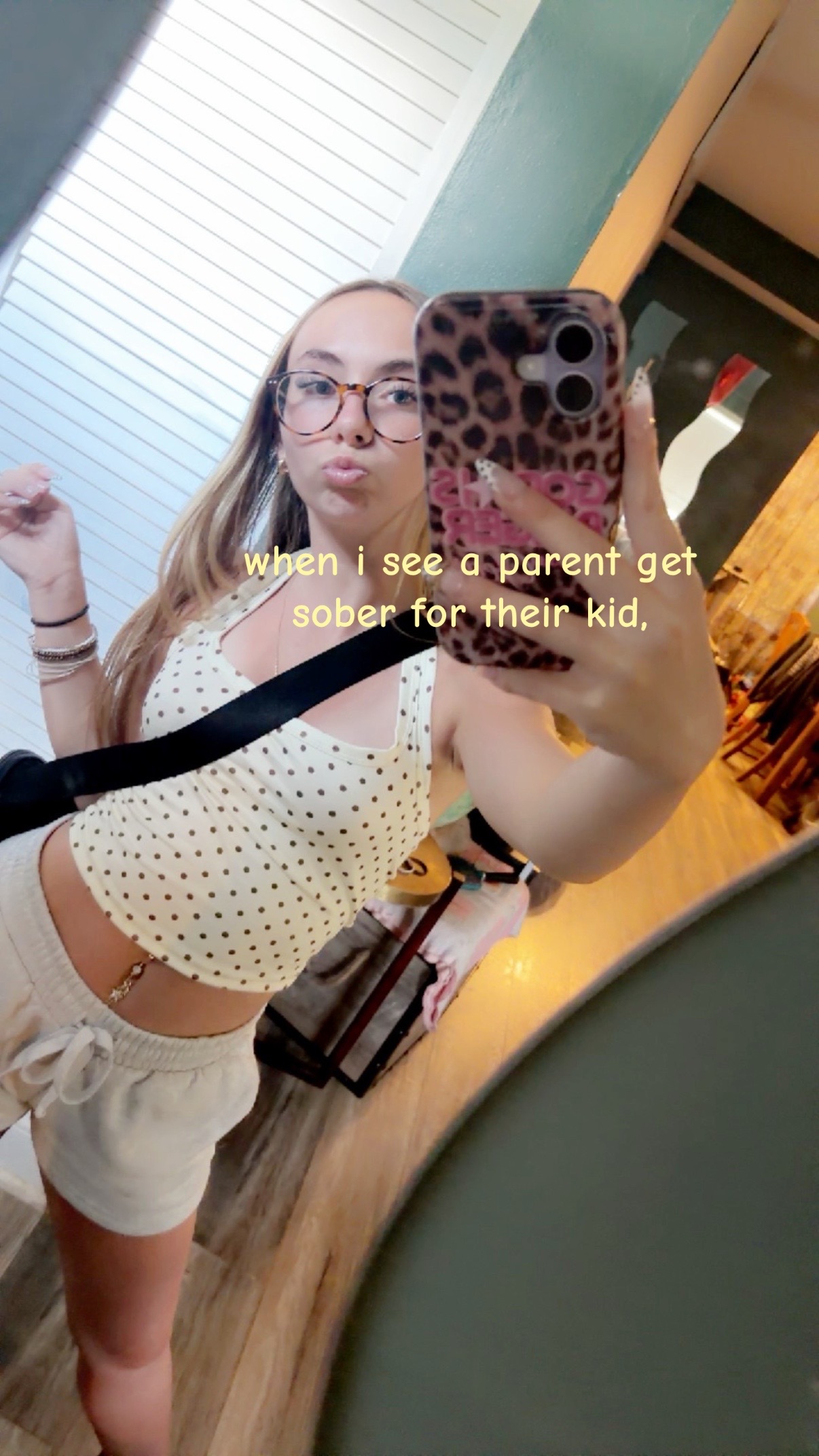 @???