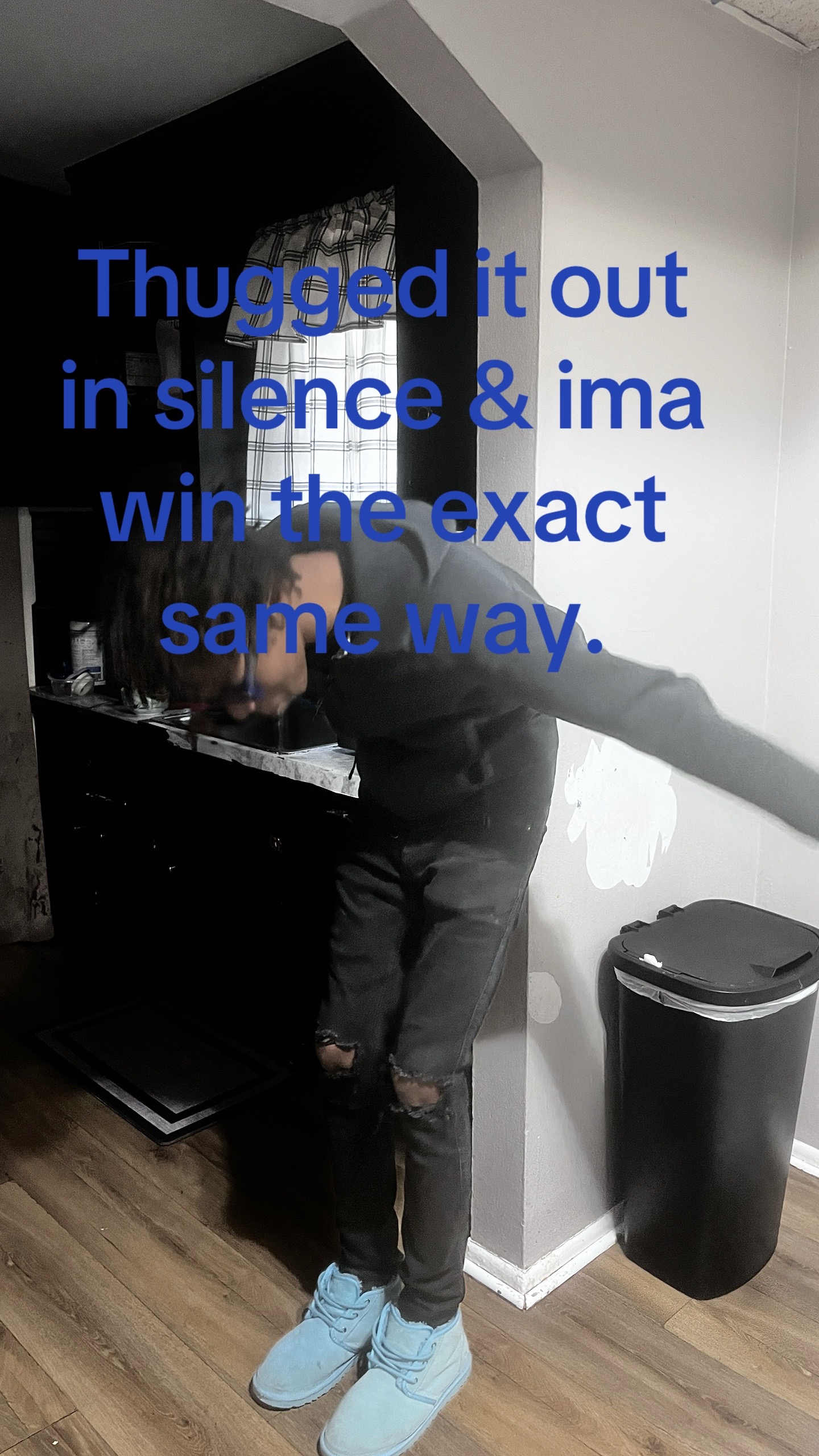 @️