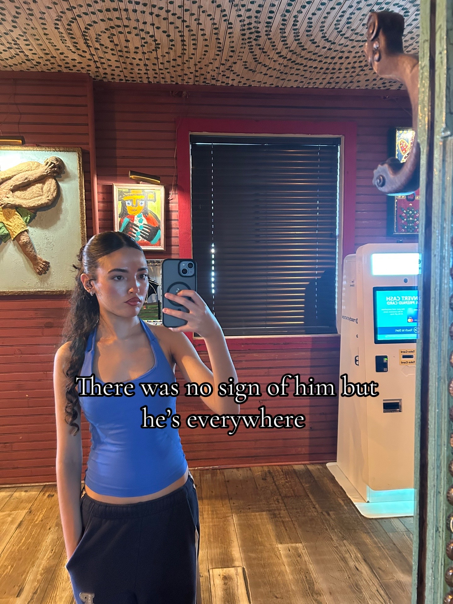 @Heluvs_ari