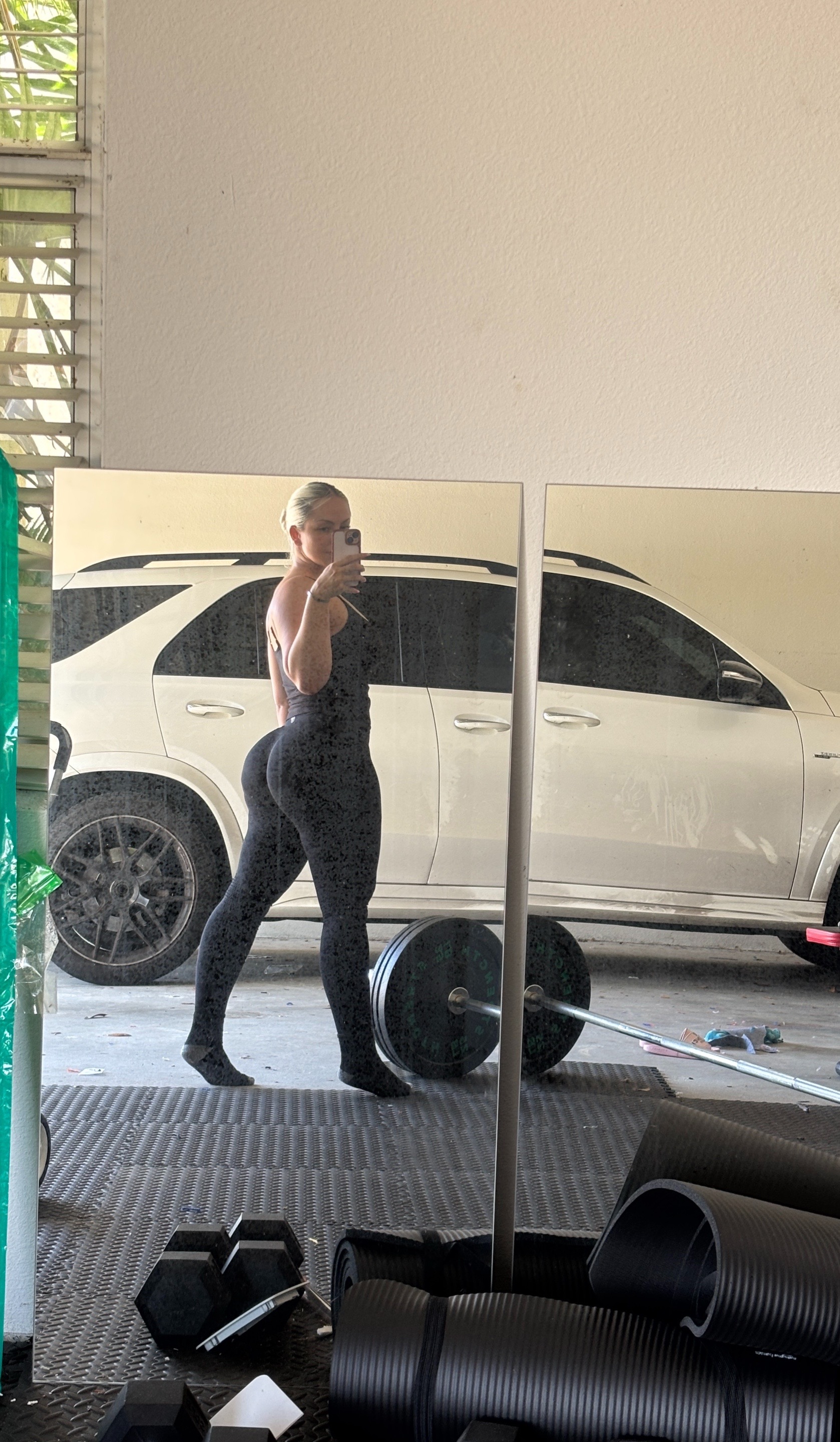 @Valentina