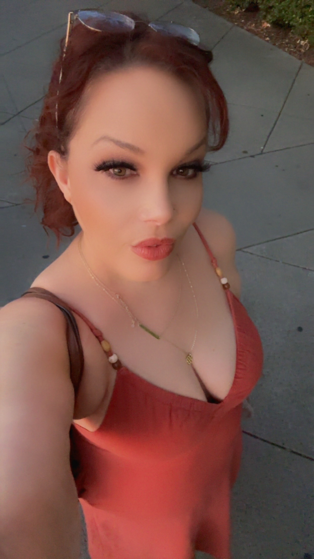 @🌻madam_secretary916🌻 (Tish)