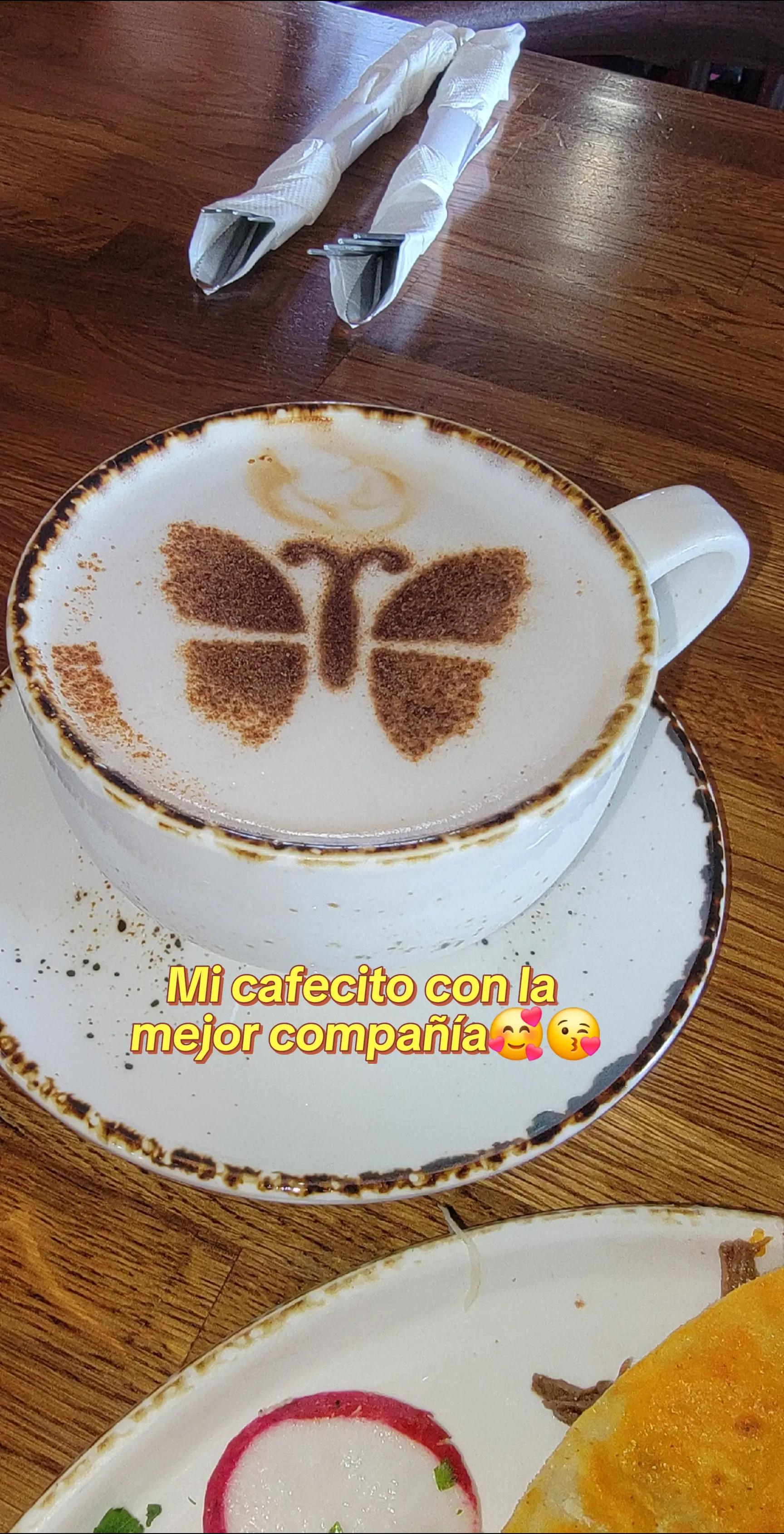 @Claribella 🦋🦋