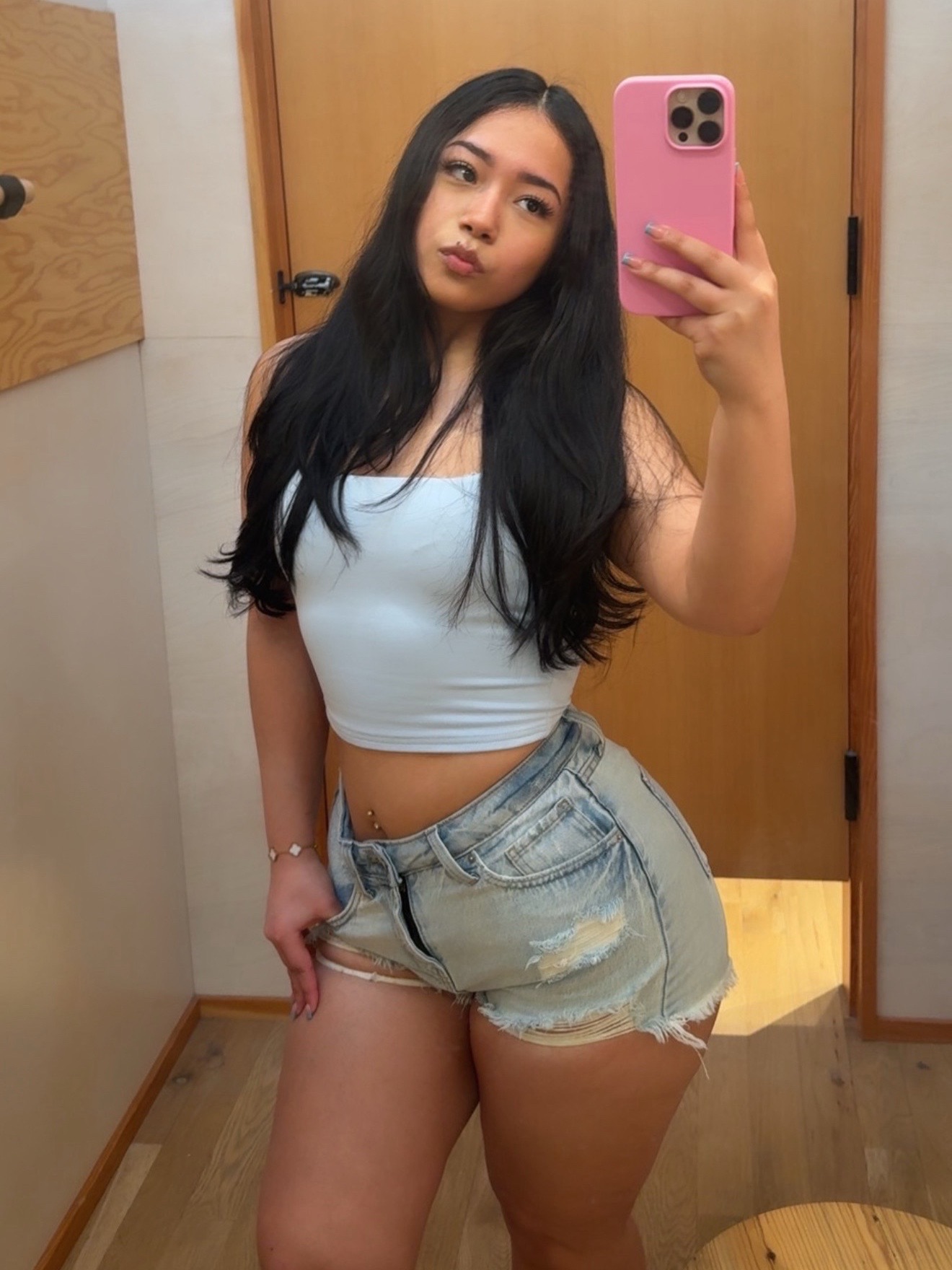 @️