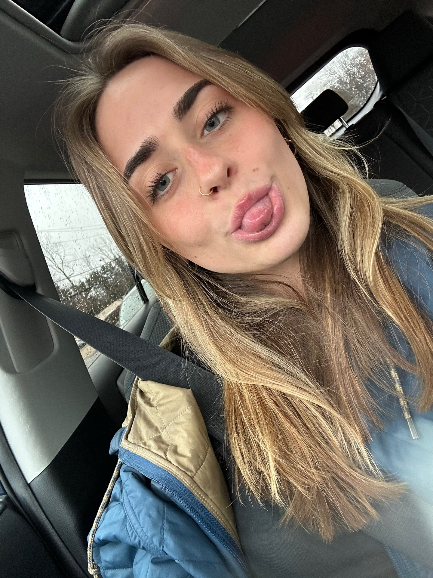 @Lily