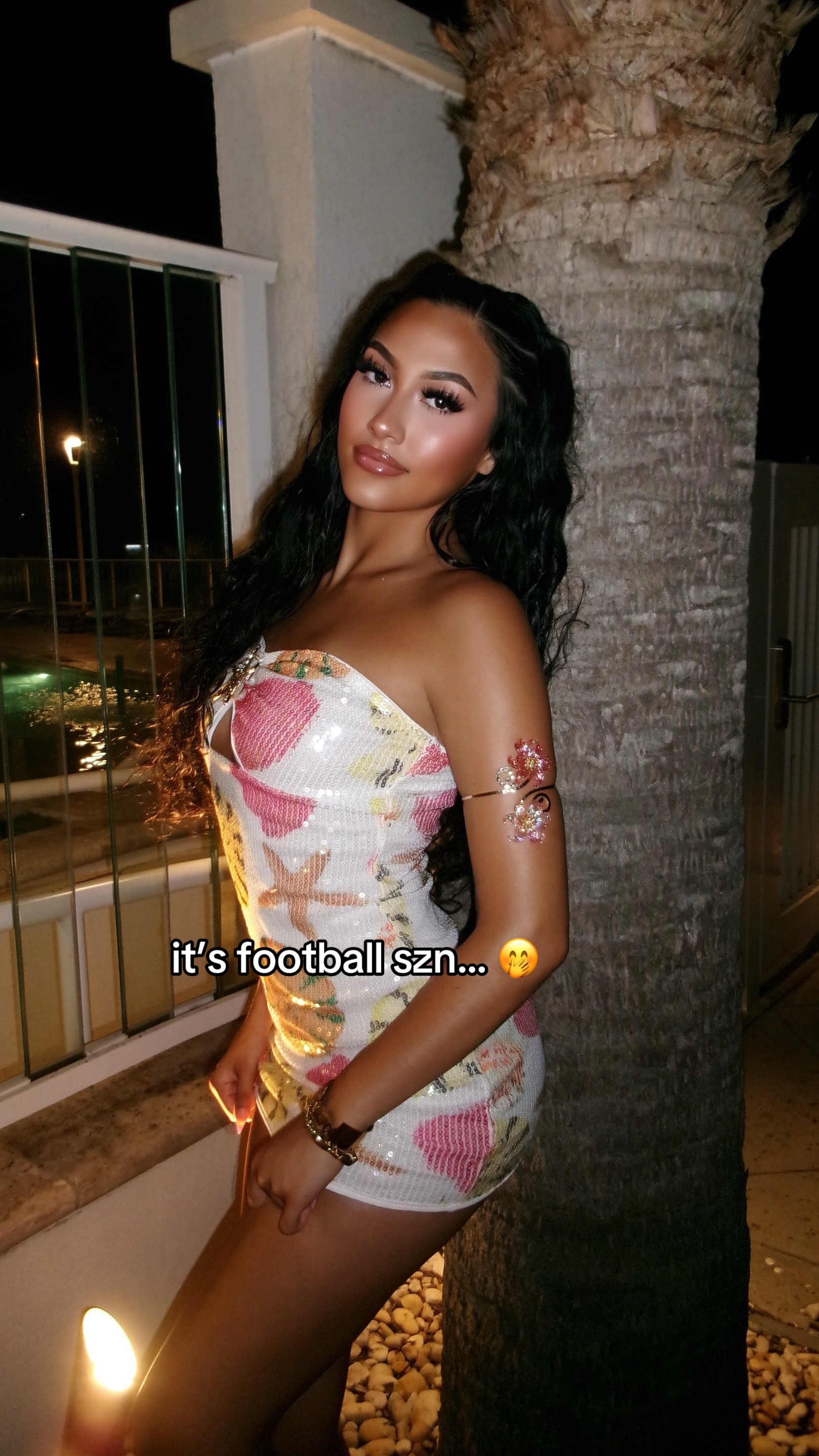 @MYLIANA