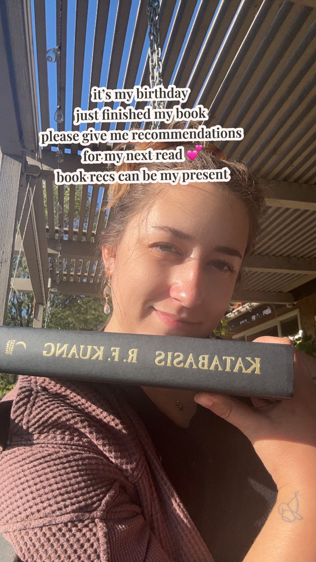 @imthatbookbitch
