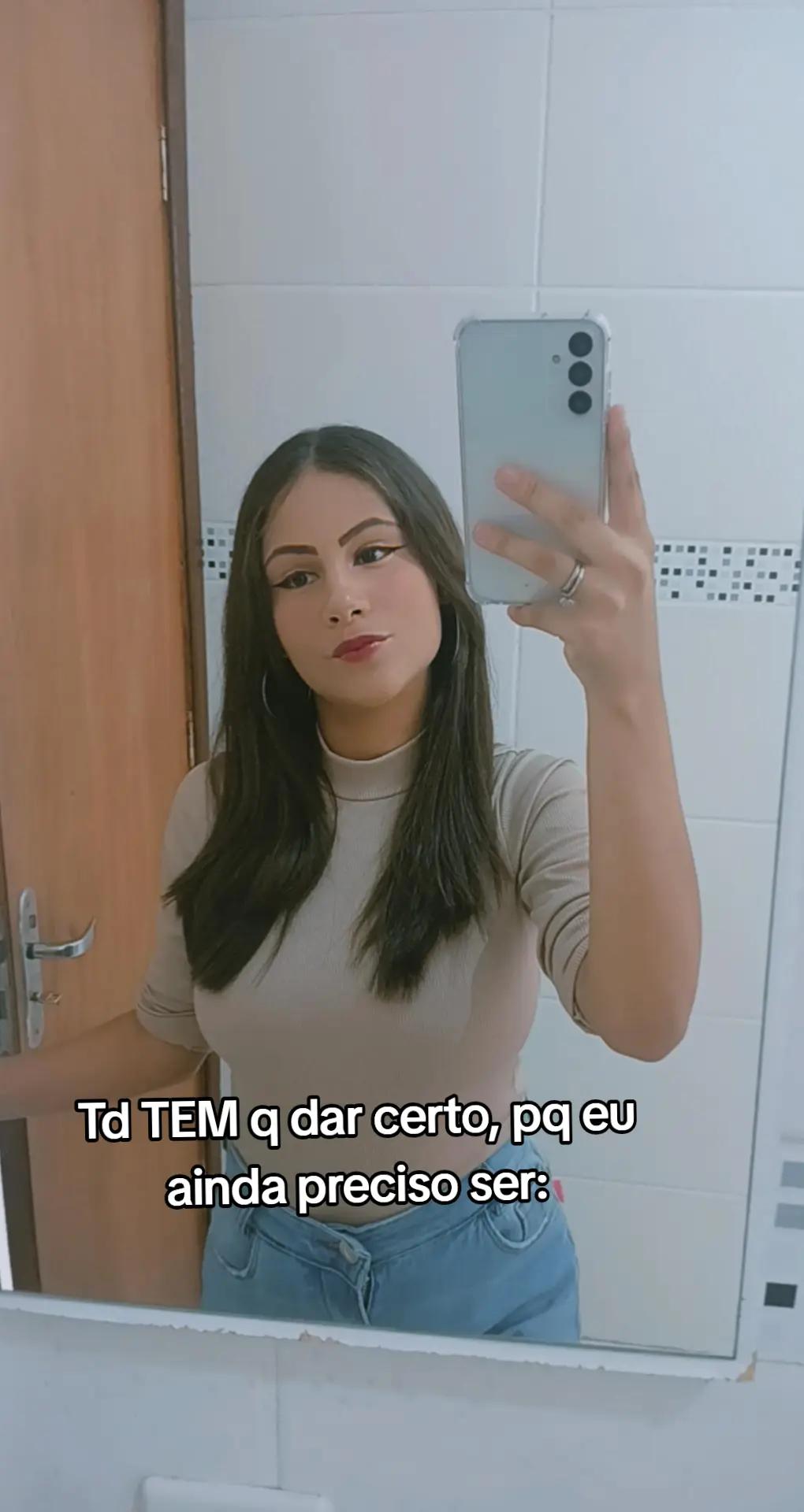 @Samantha Izabely
