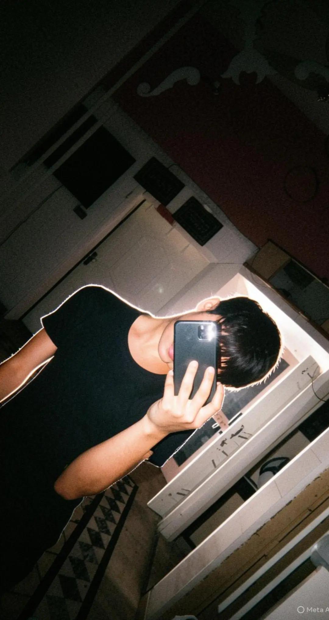 @𝙨𝙝𝙖𝙧𝙞𝙦⚡️
