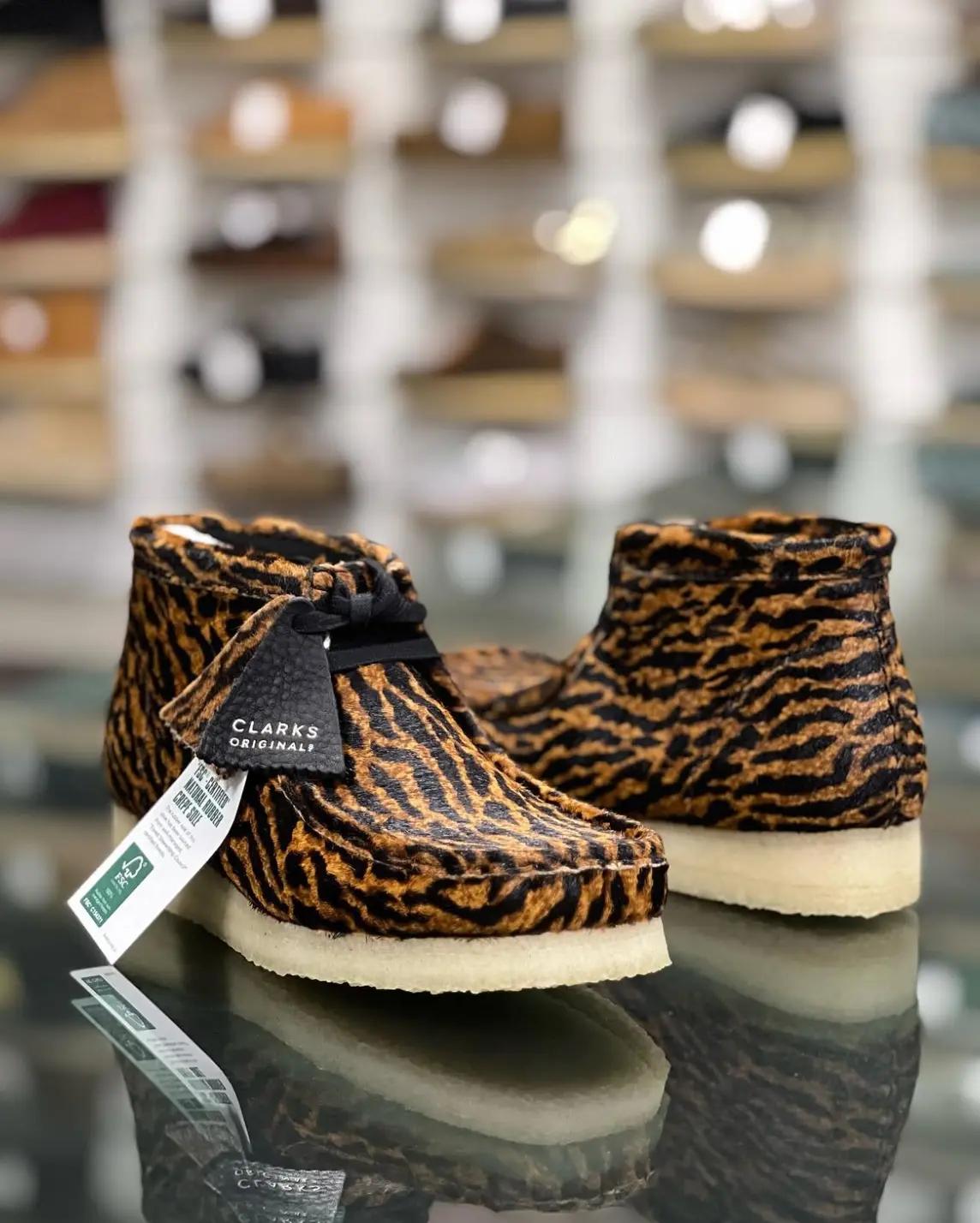 @Sneaks Streets