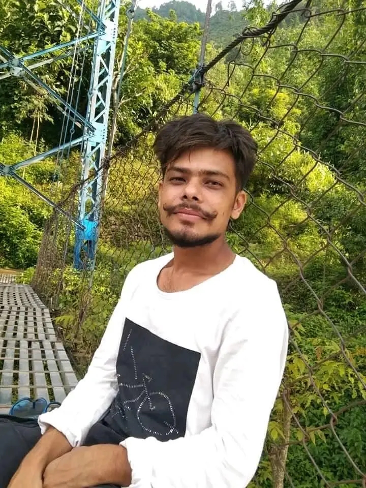 @कलियुग मा येस्तै हुन्छ्😎