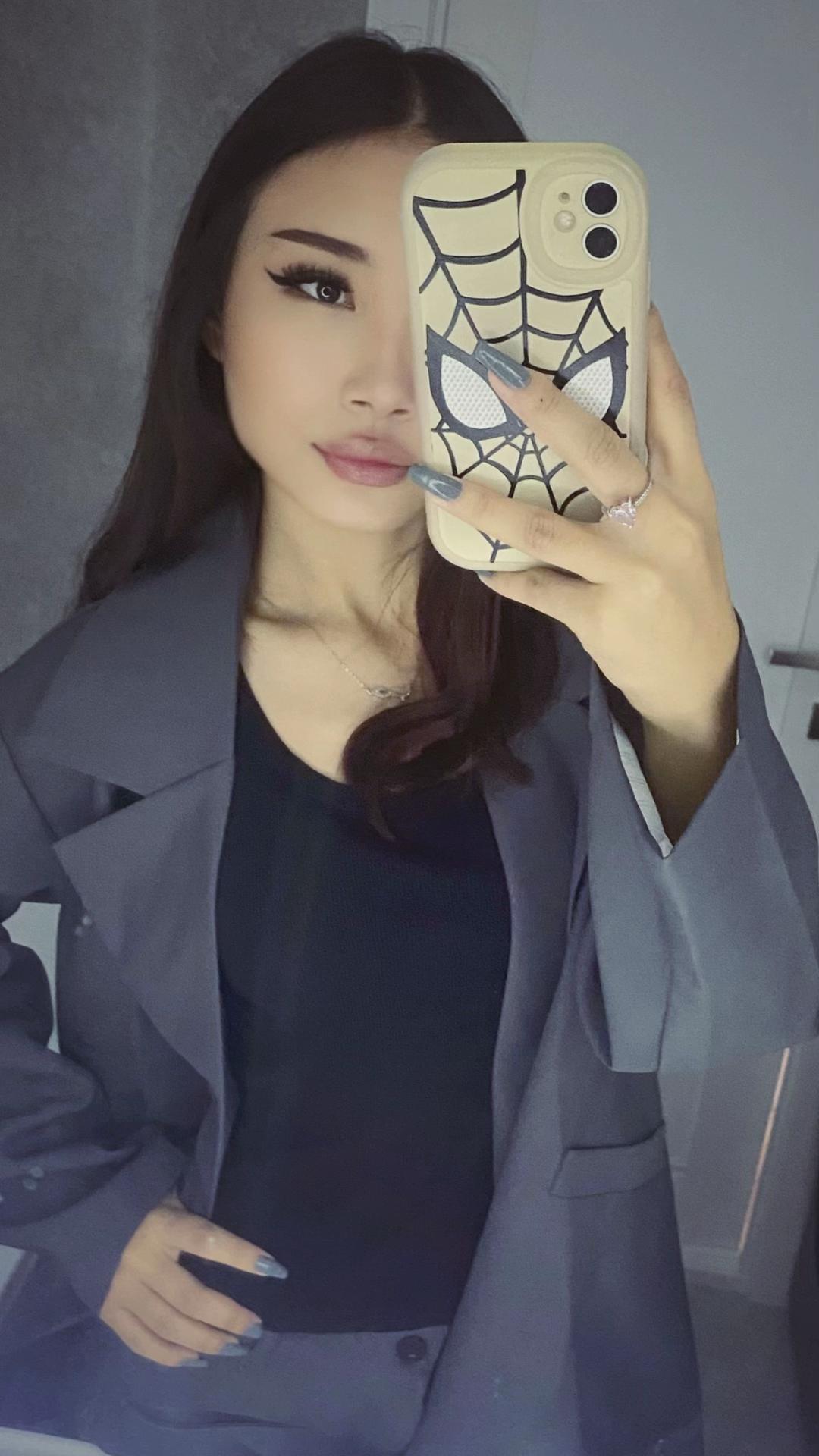 @Molya