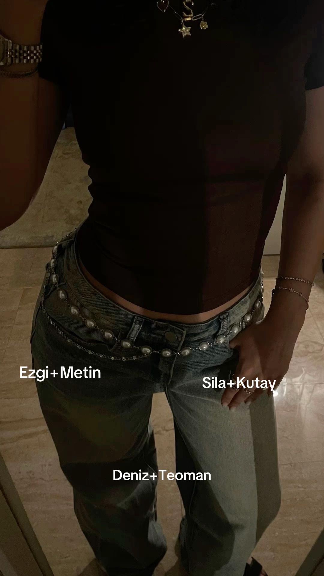 @Mia