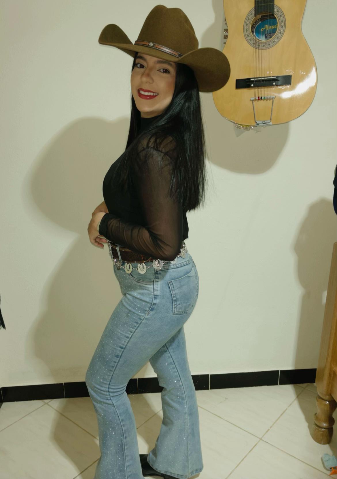 @Aline Gonçalves Pere