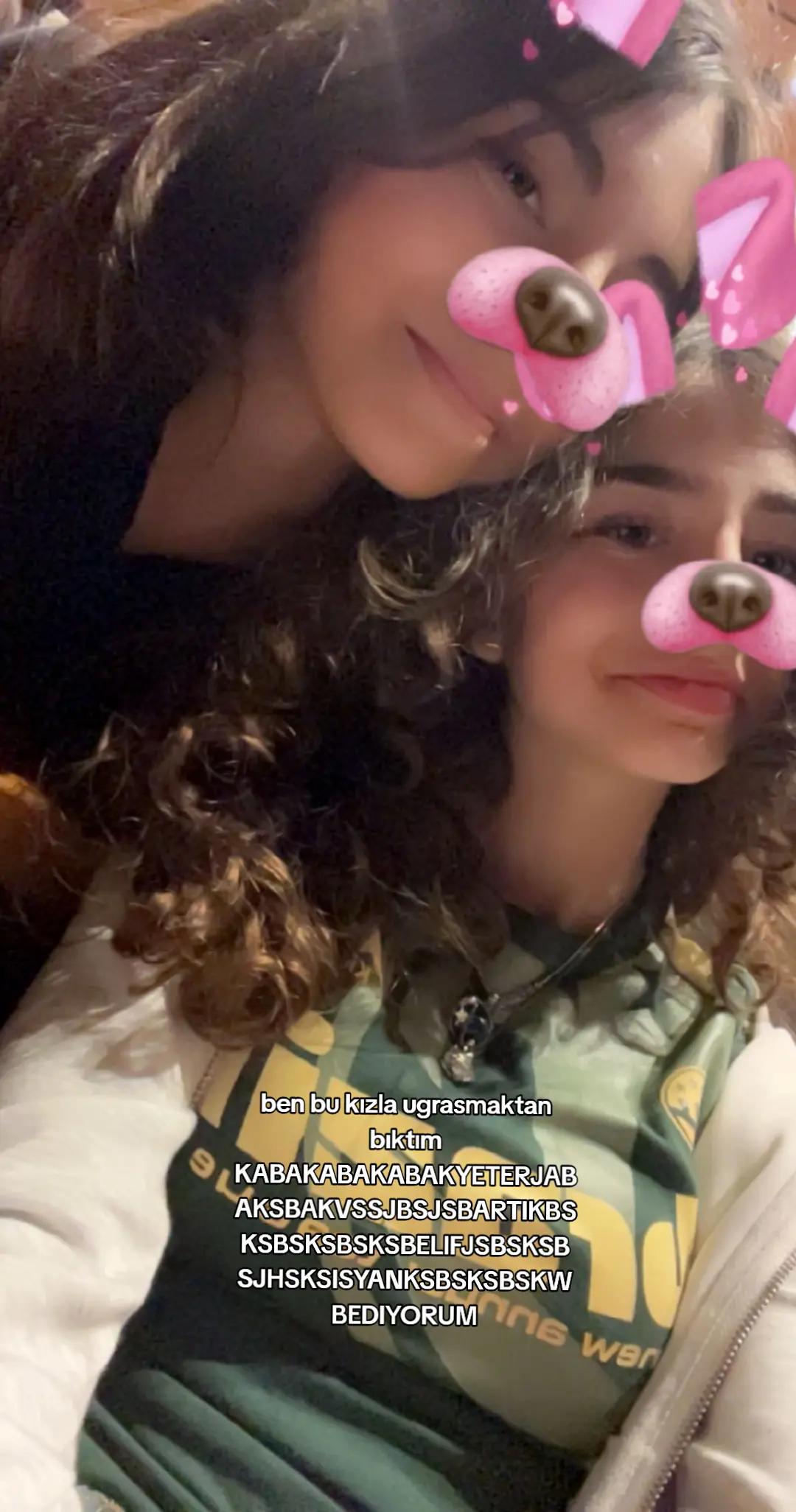@𝐁𝐞𝐬𝐭 𝐓𝐰𝐢𝐧𝐬 👯♀️