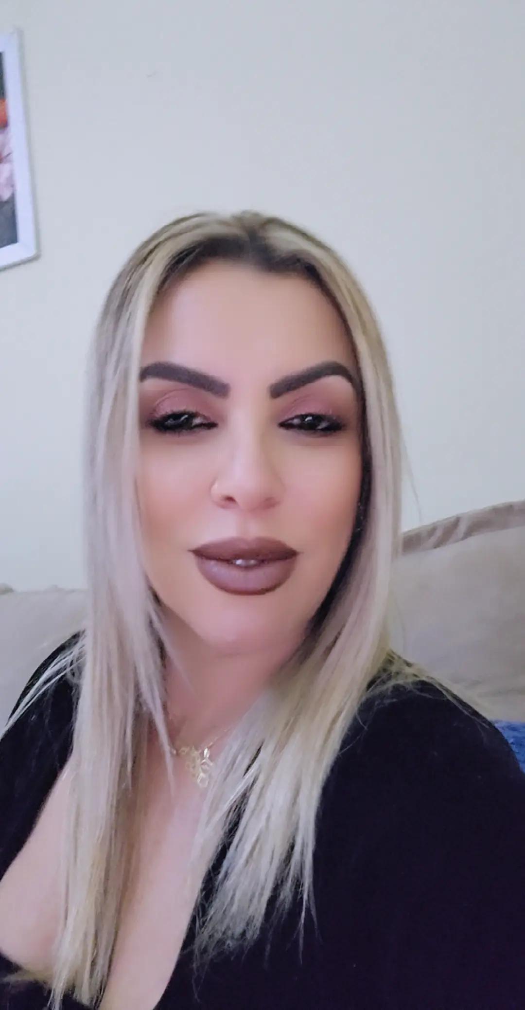 @Giovanna Buono