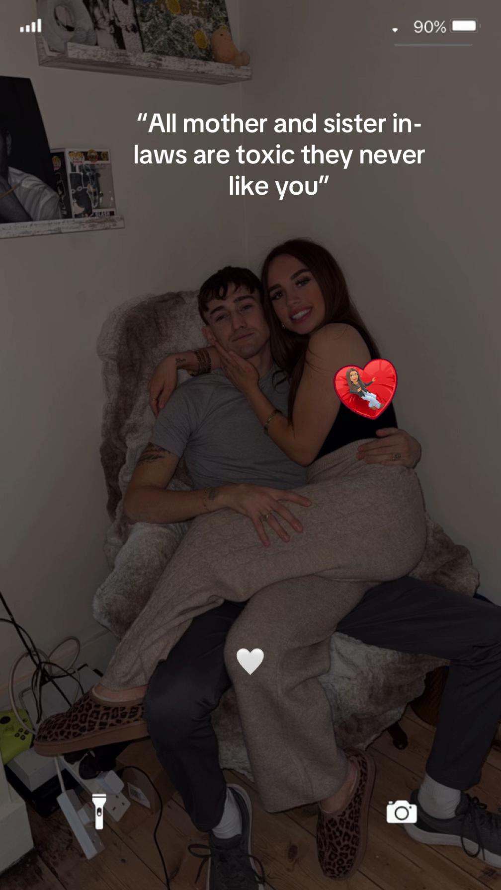 @𝓜𝓪𝓭𝓼-𝓶𝓪𝓻𝓲𝓮🍒💋