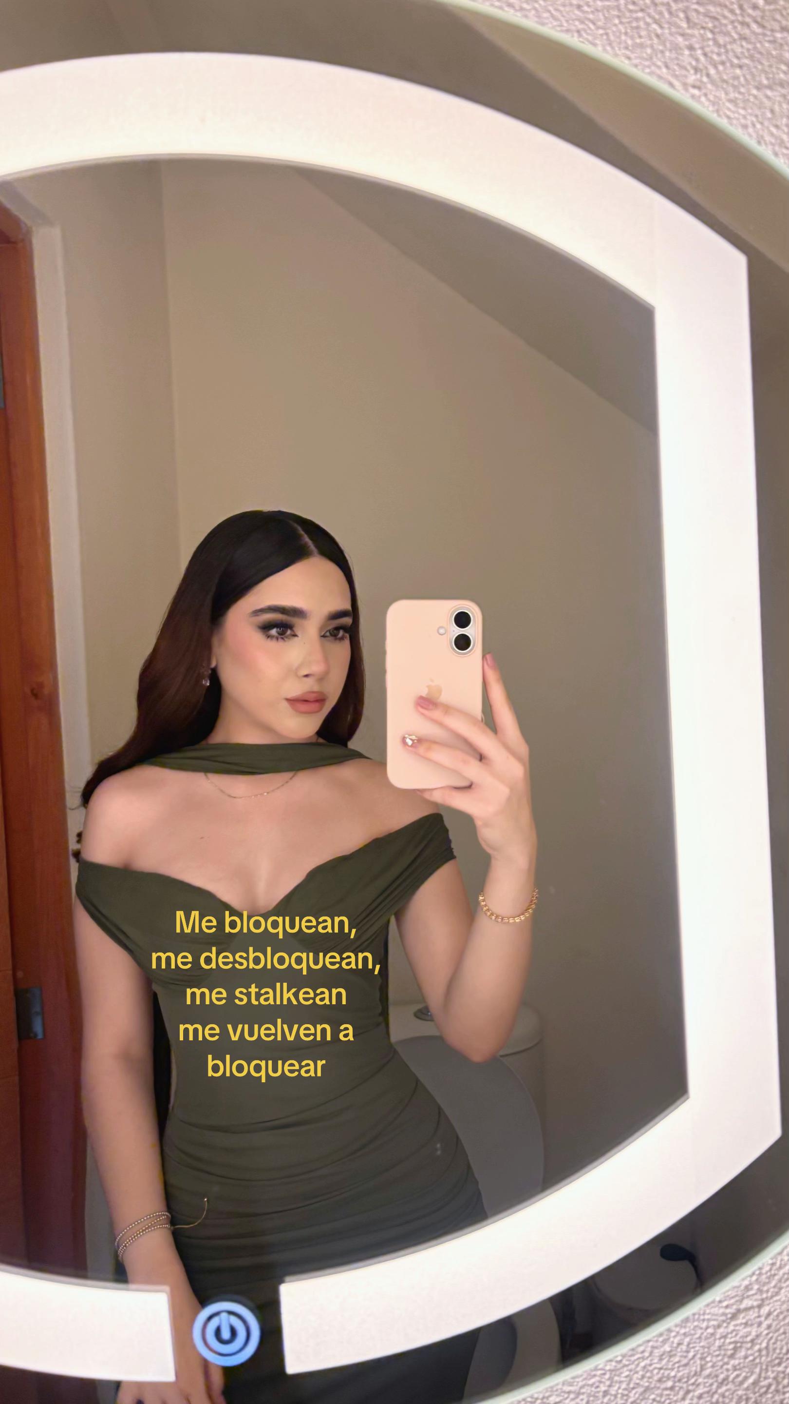 @danielamsrc