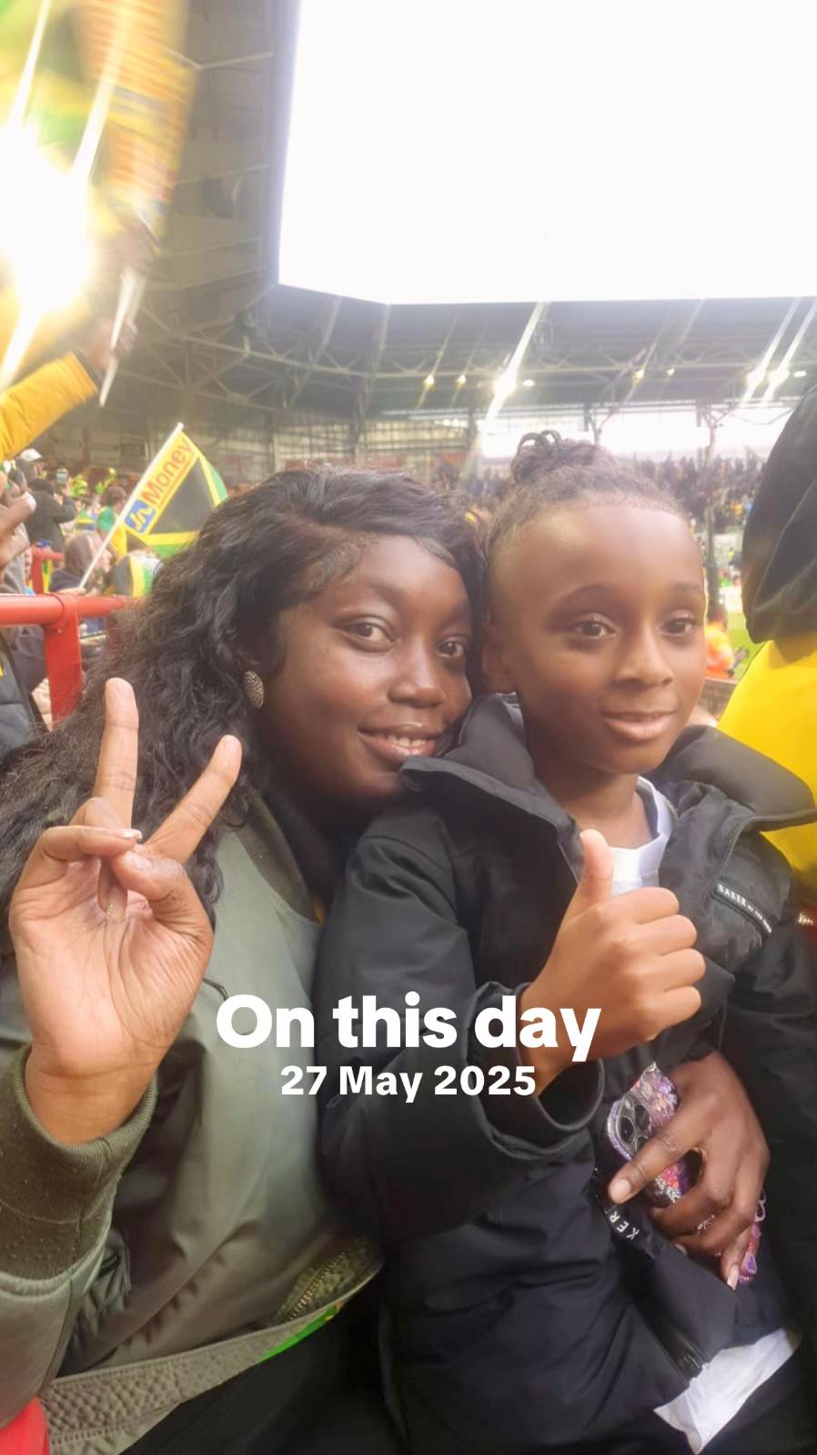 @Andrea 🇬🇧🇯🇲