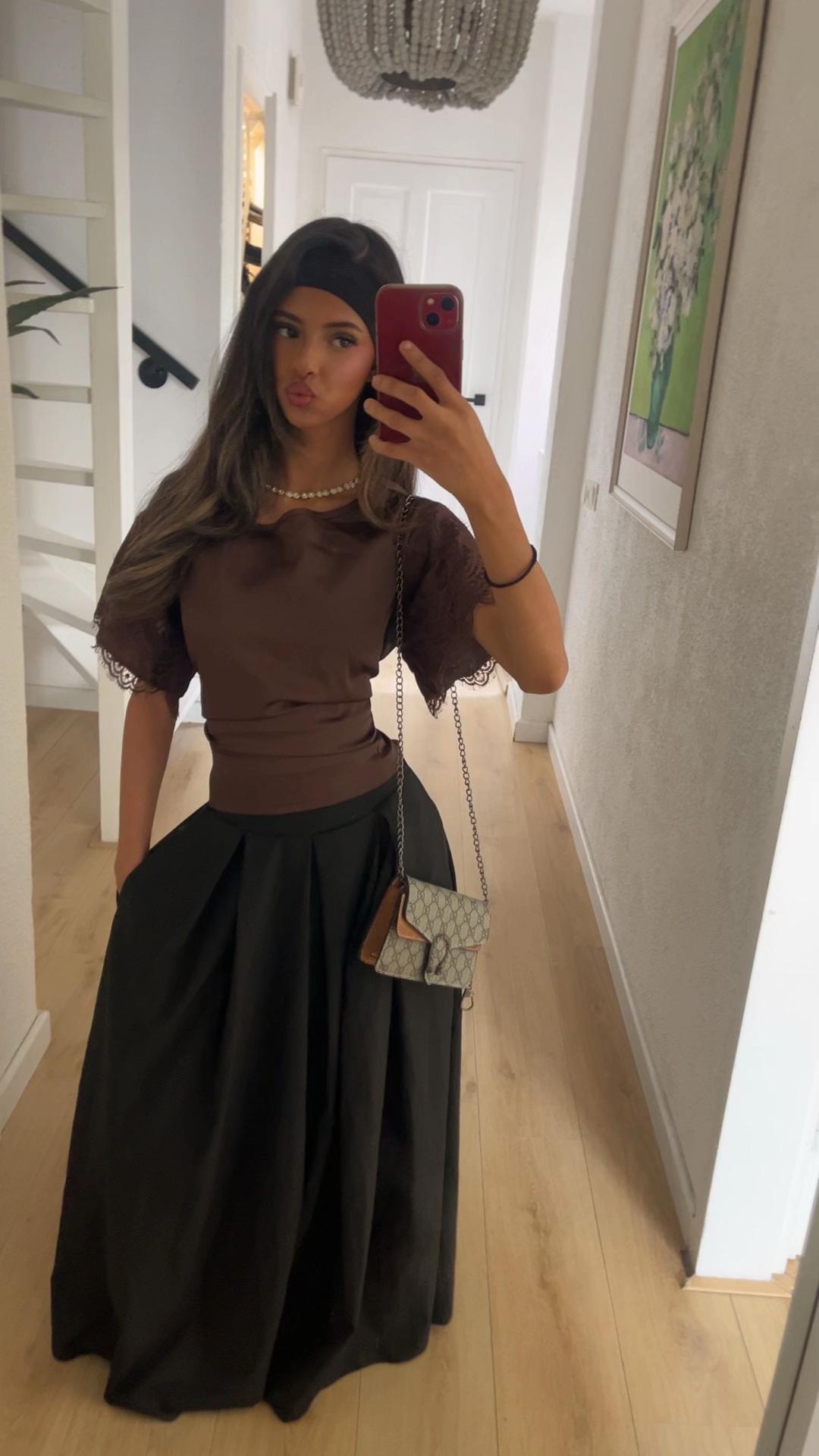@sarahzfl