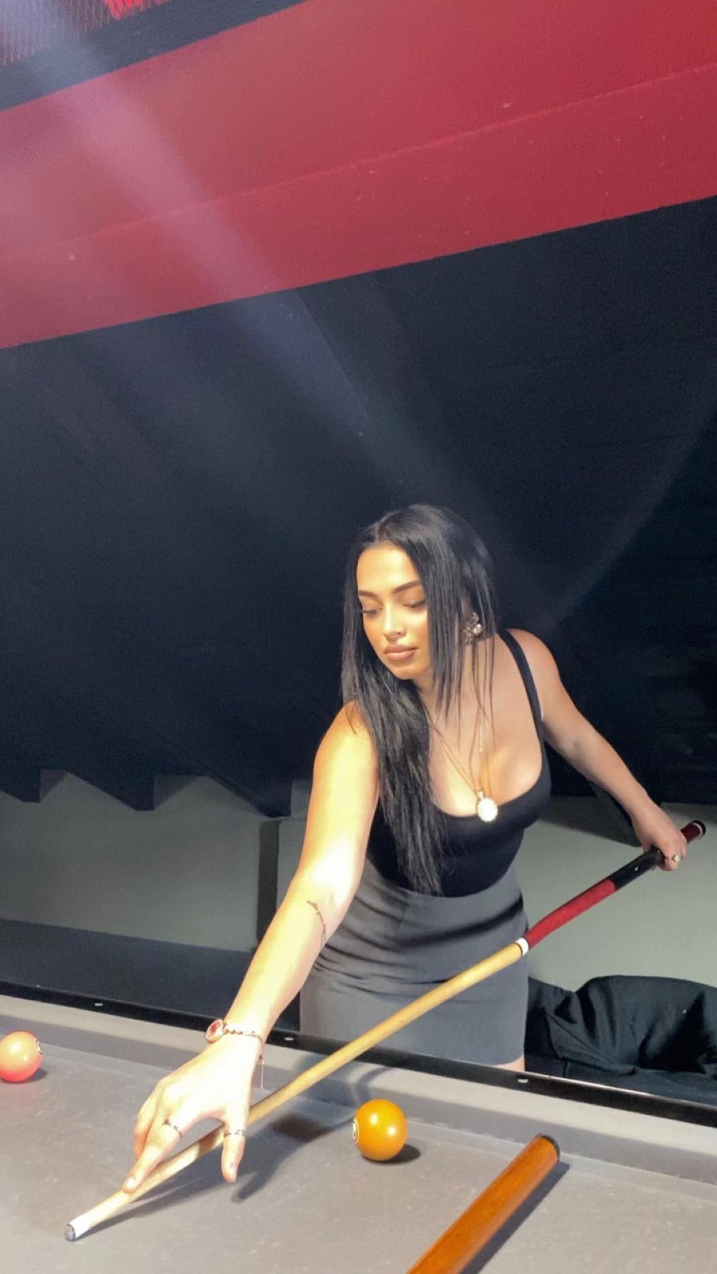 @elaa👩🏻