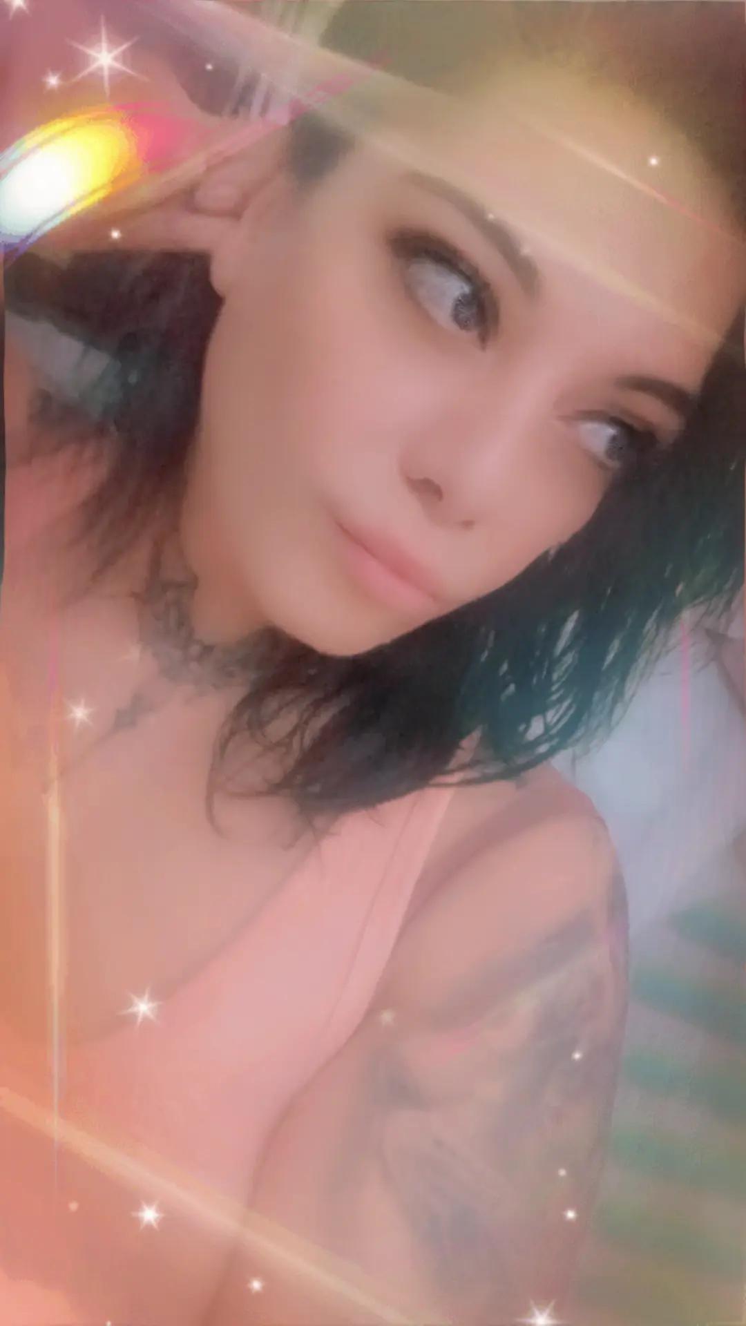 @🖤Eva🩷