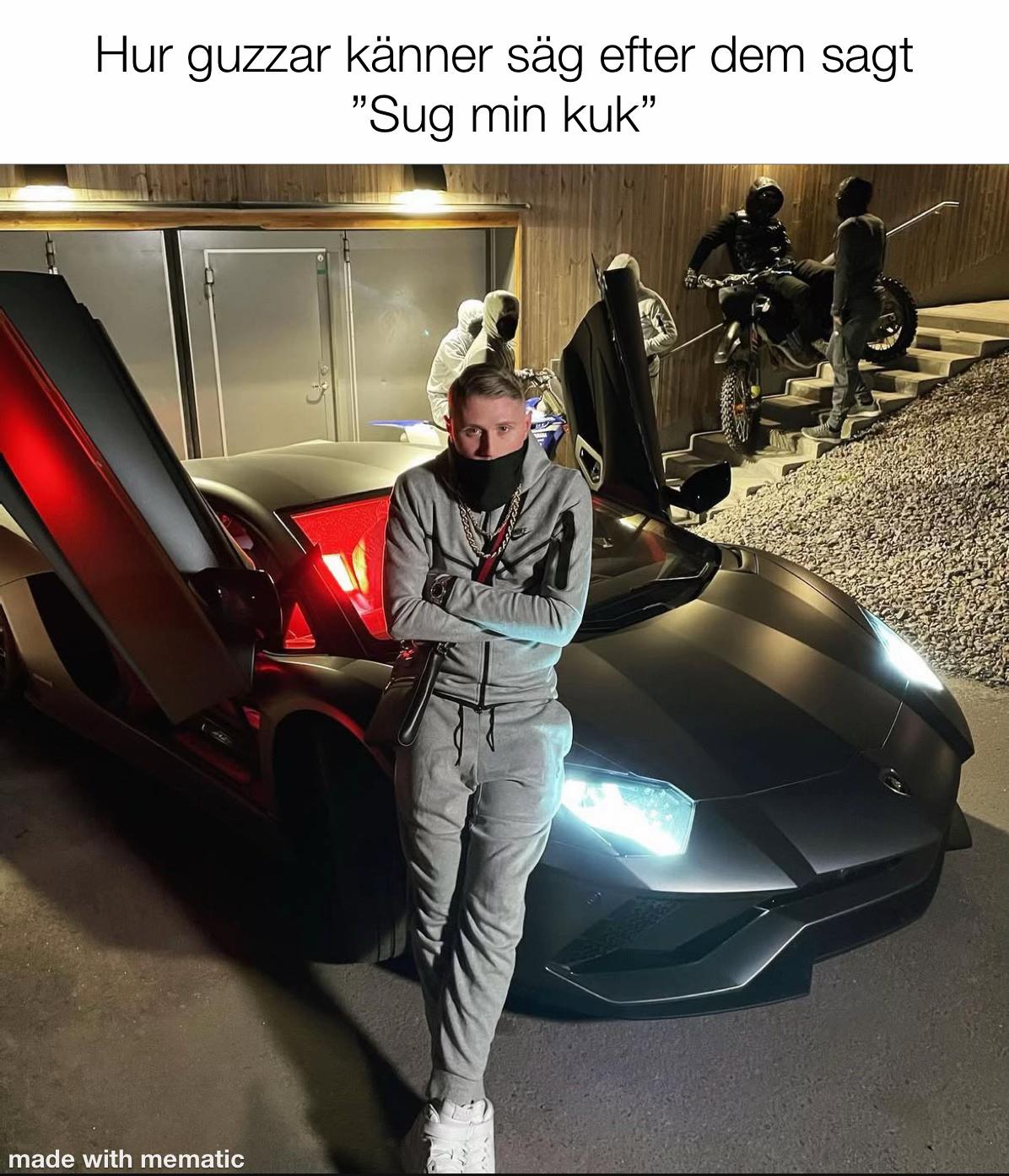 @✌️