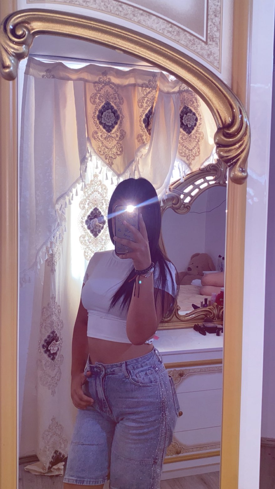 @🐍Laura🐍