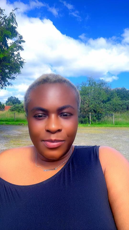 @Ozi🇬🇧🇳🇬