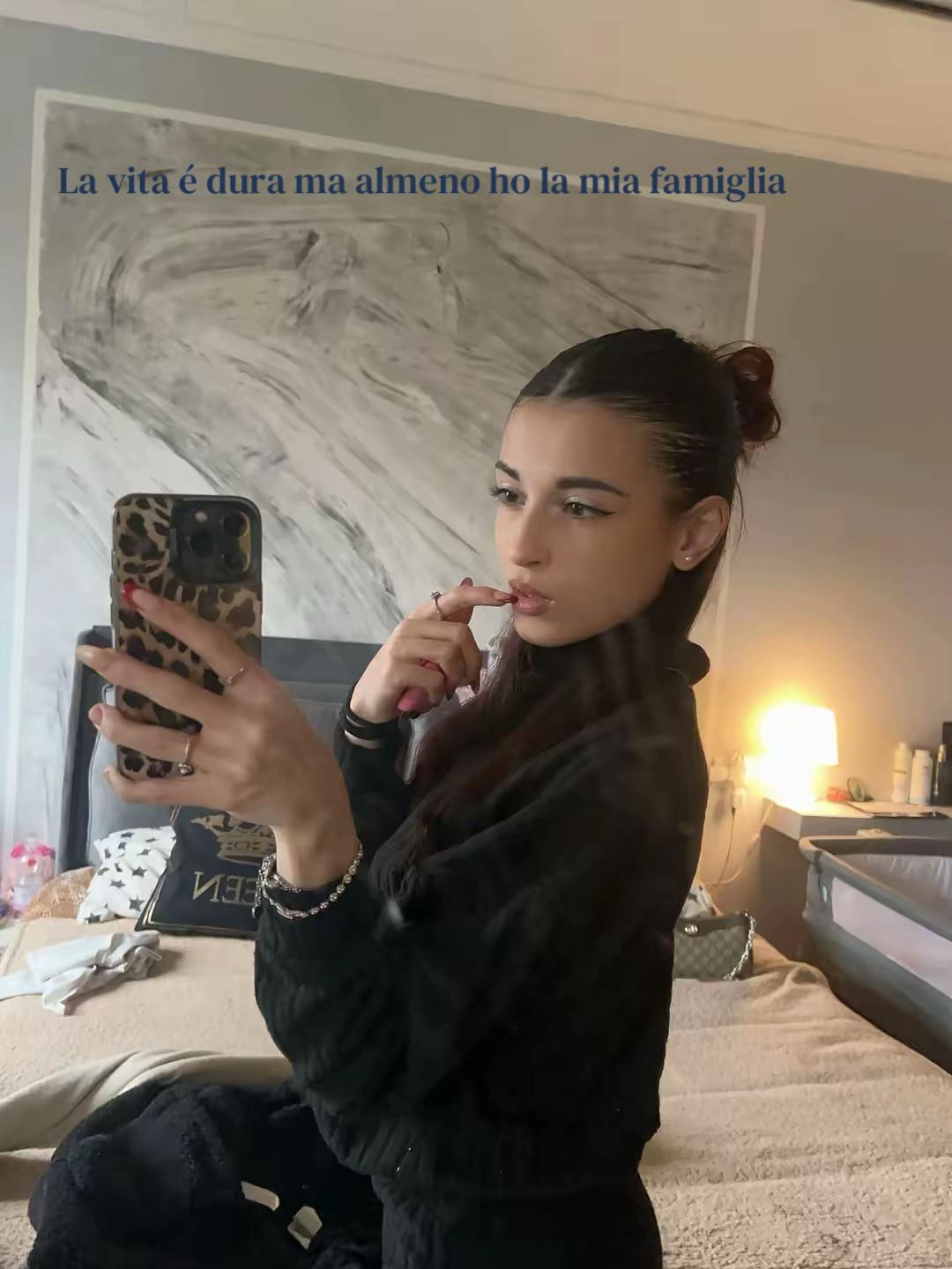 @😽