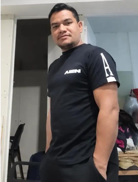 @sombardewa🇳🇵🇦🇪🇦🇩🇪🇦