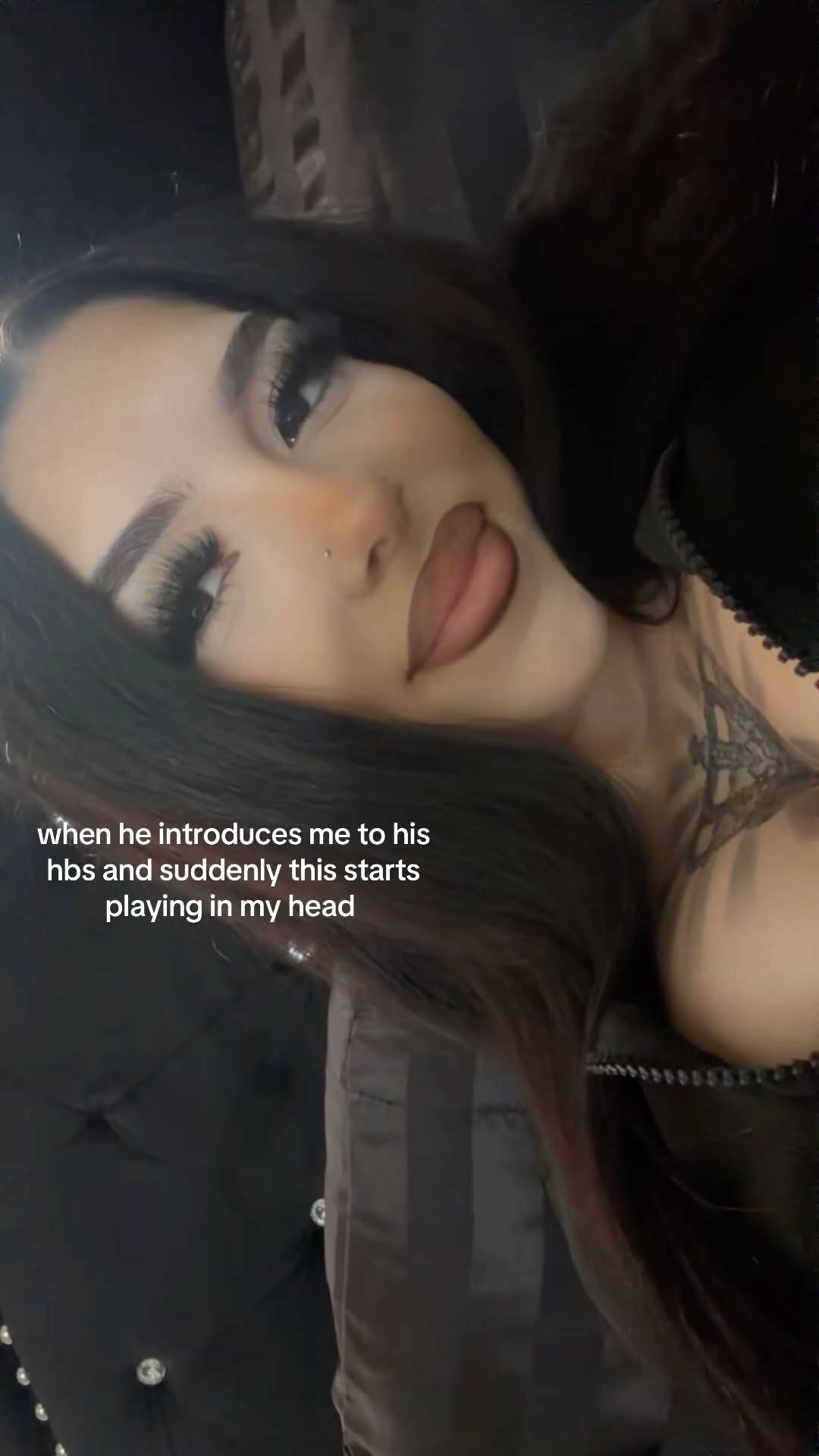 @🫂