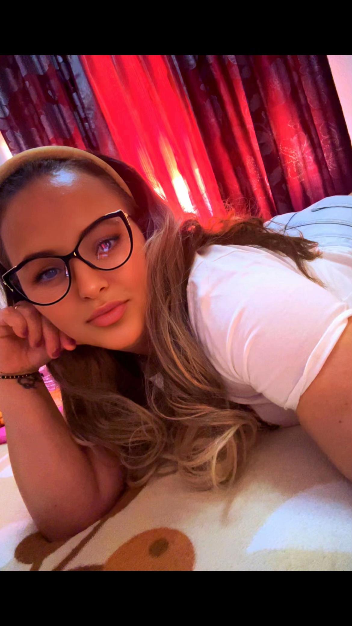 @Ionelayoni🖤