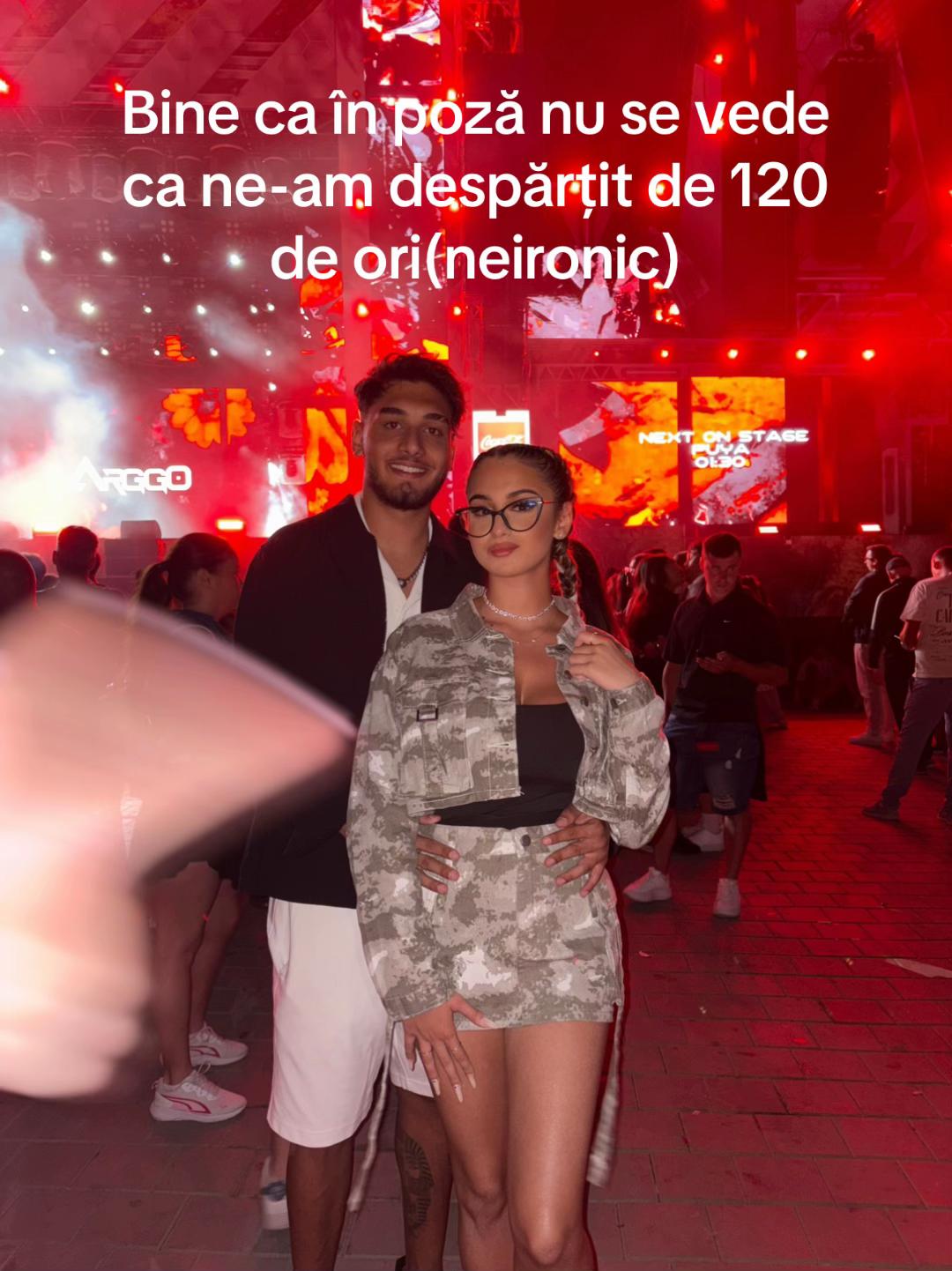 @🖤