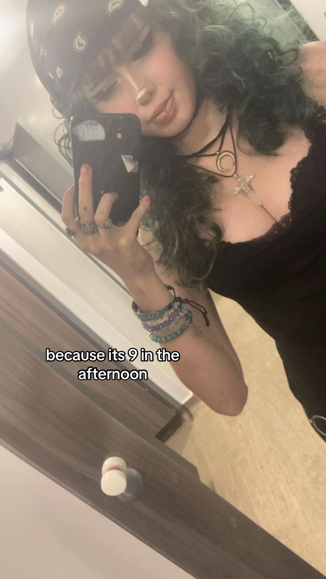 @Your Fav Vamp🦇