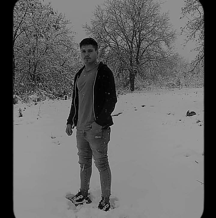 @Cătălin&hearts;️🧨