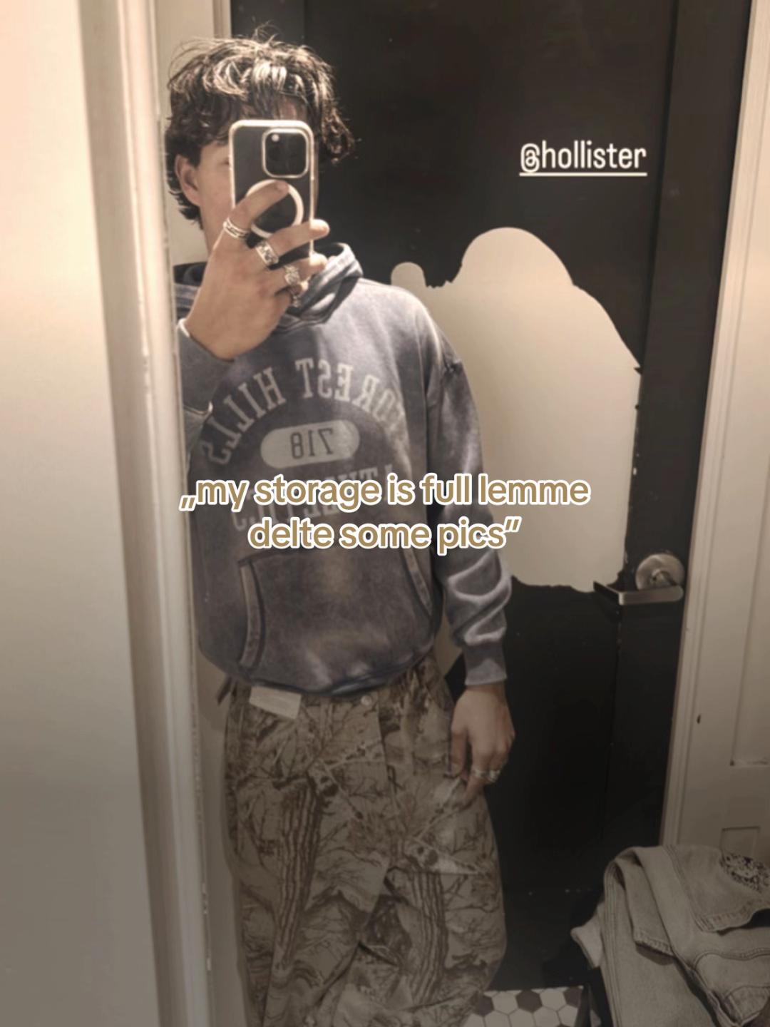 @J!