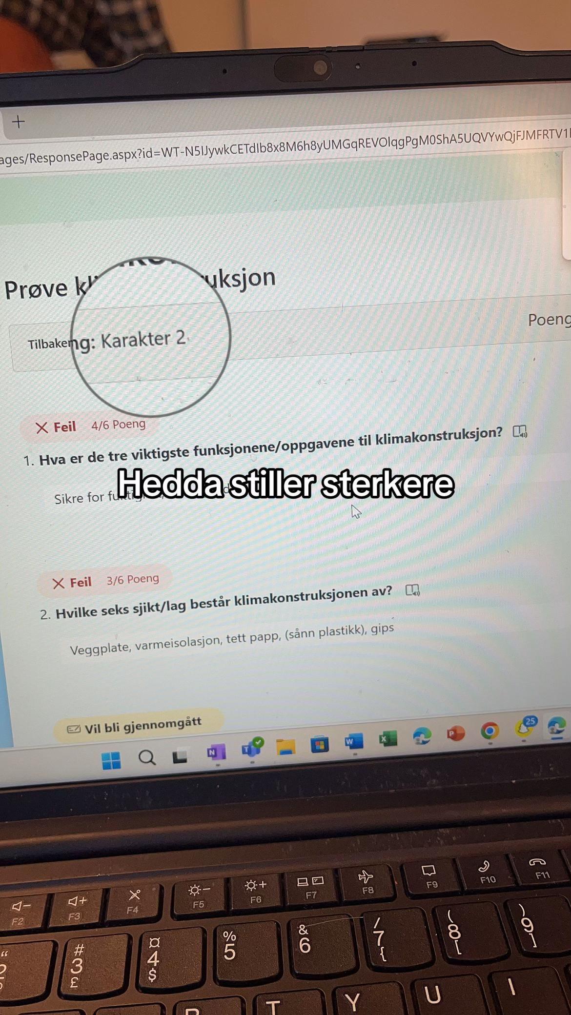 @Emine og Hedda