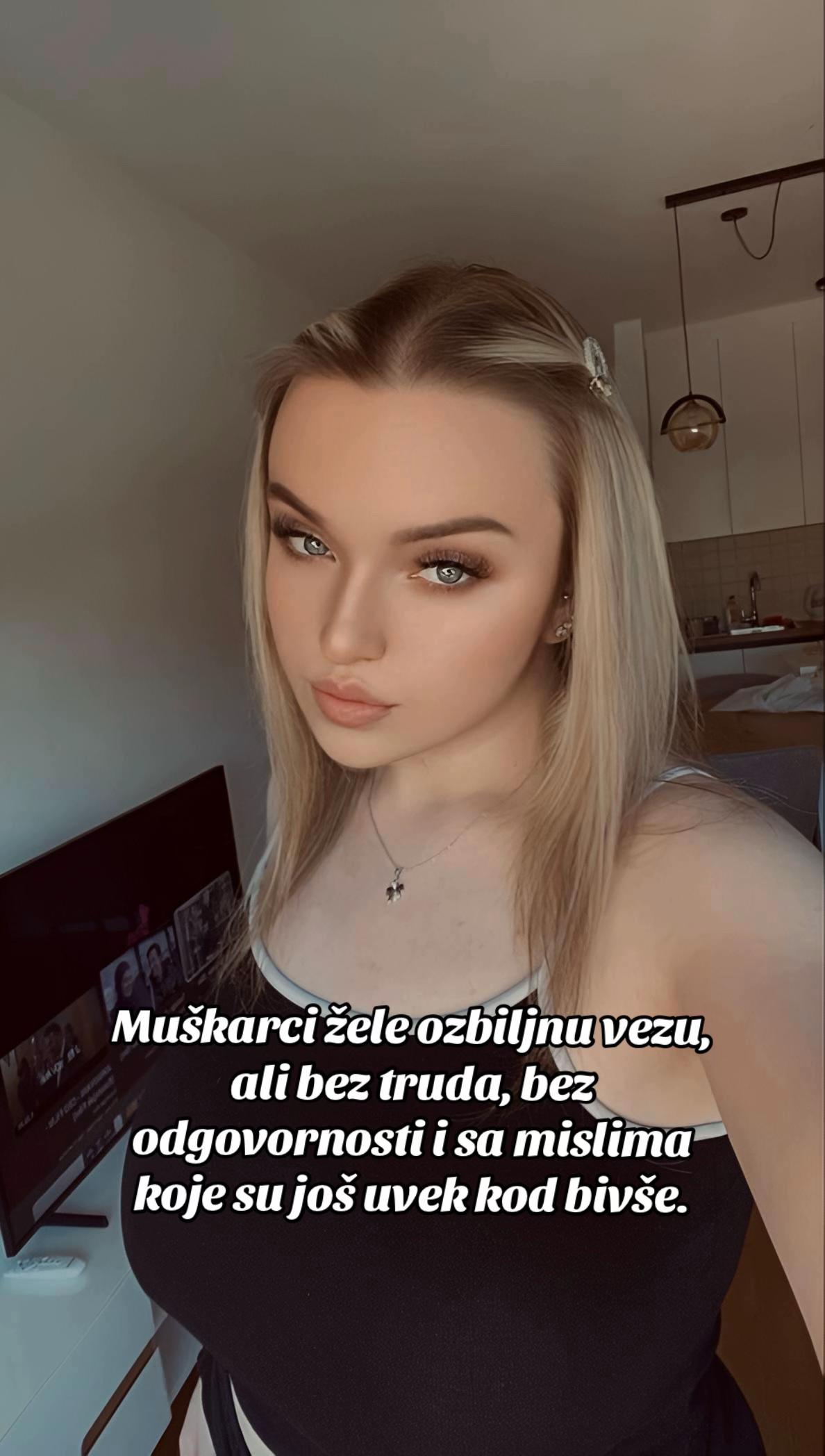 @𝐄𝐋𝐀✨