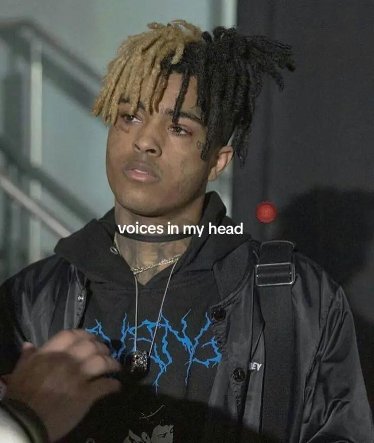 @𖣂