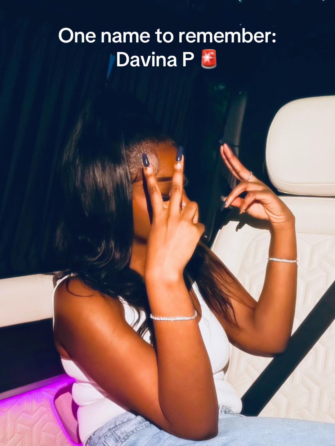 @DAVINA P FAN PAGE.