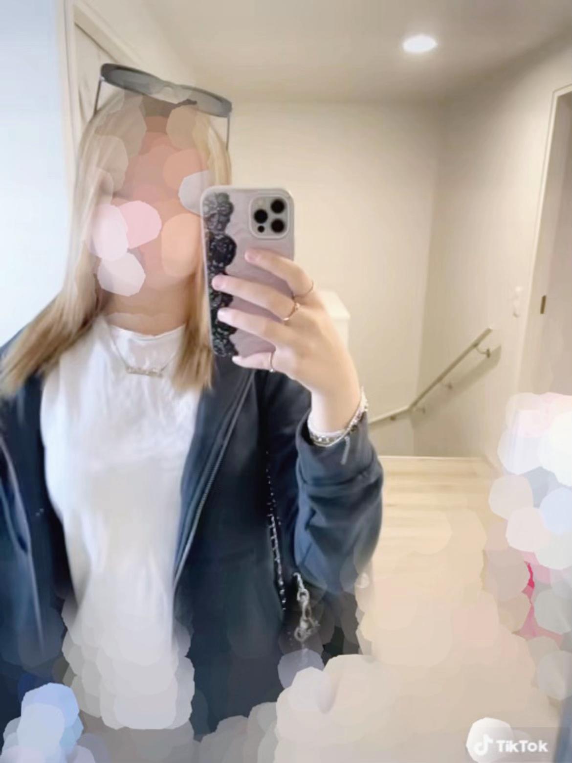 @๐จ๐๐๐๐๐