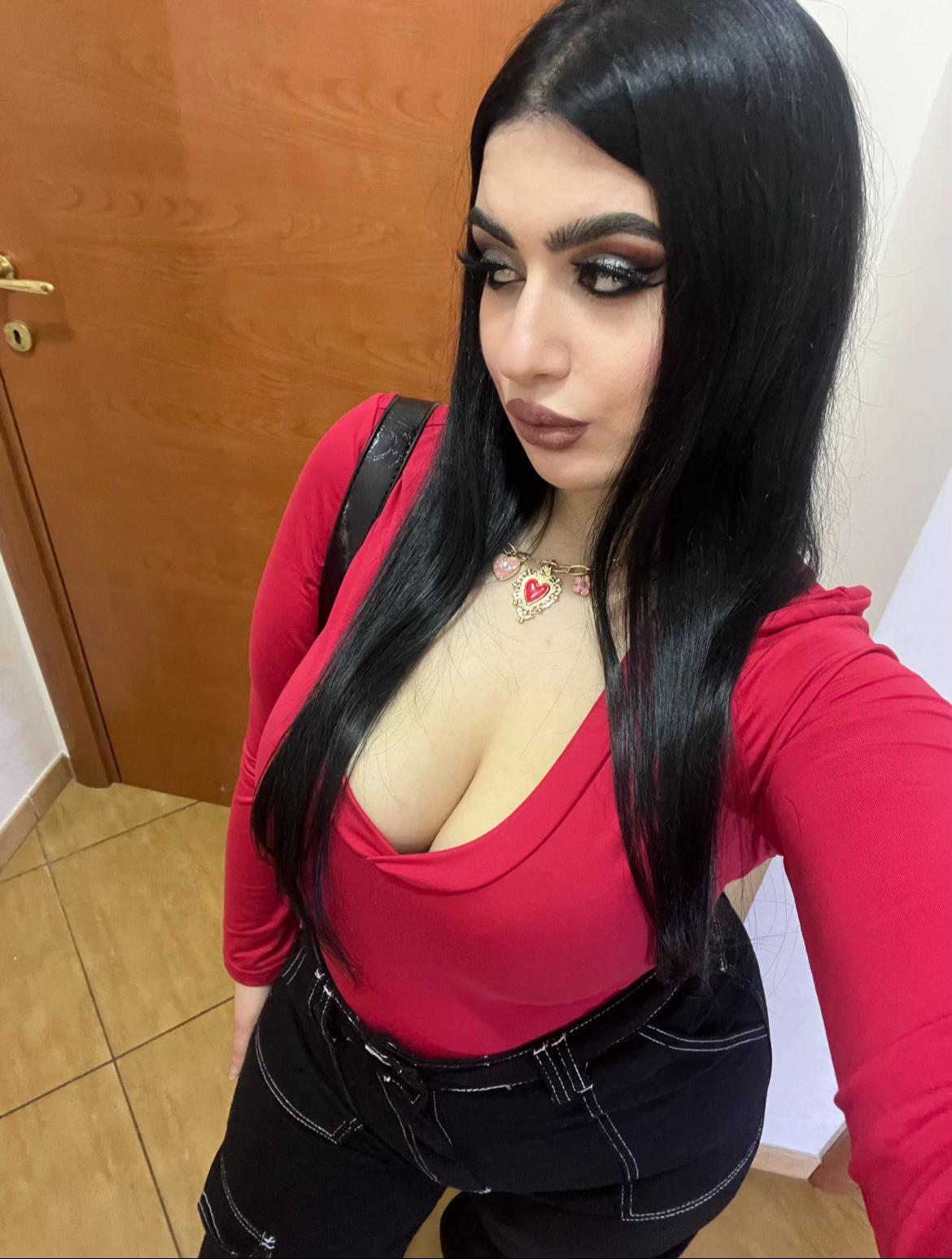 @𝓜𝓸𝓷𝓲𝓴𝓪🍓