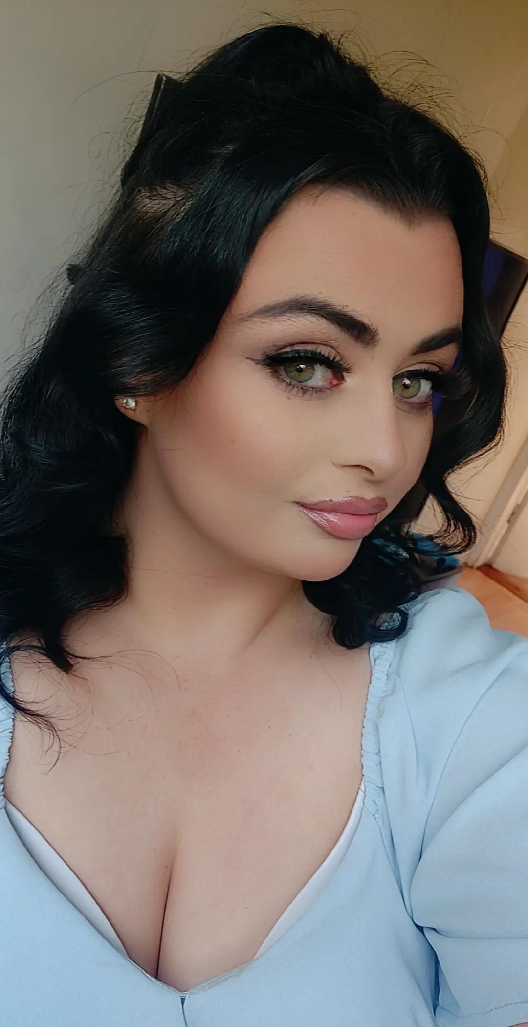@Laura☘️&hearts;️