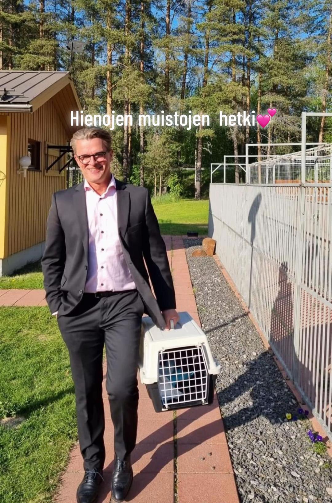 @VierashuoneSimo  (Simo Tolonen