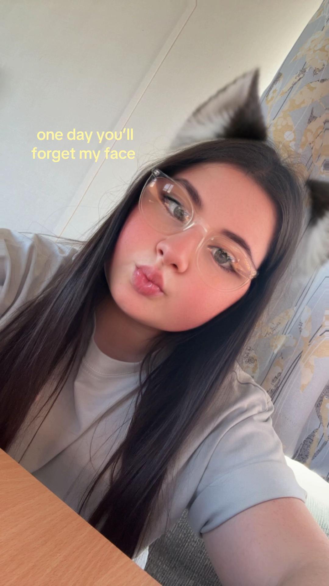 @𝐚𝐯𝐚 𝐬𝐩𝐚𝐦☆&rsquo;
