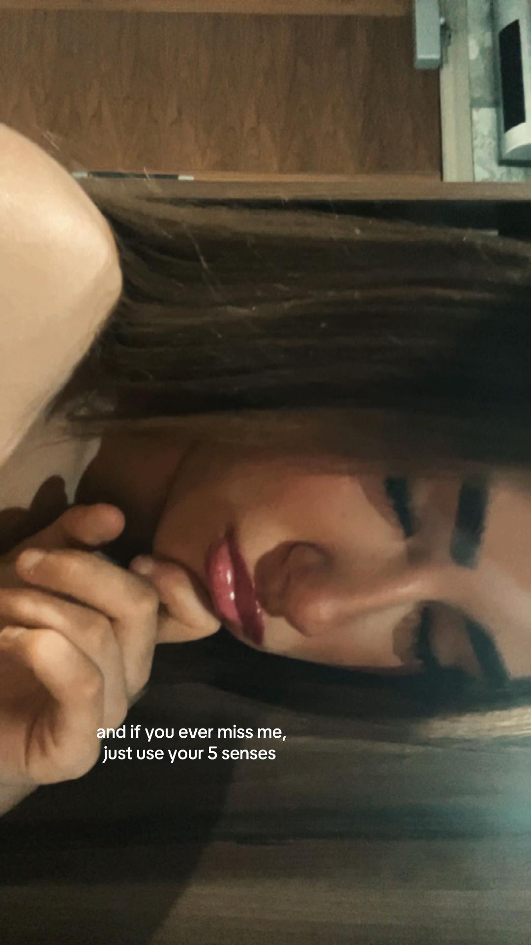 @𝐥𝐮𝐜𝐲🪽