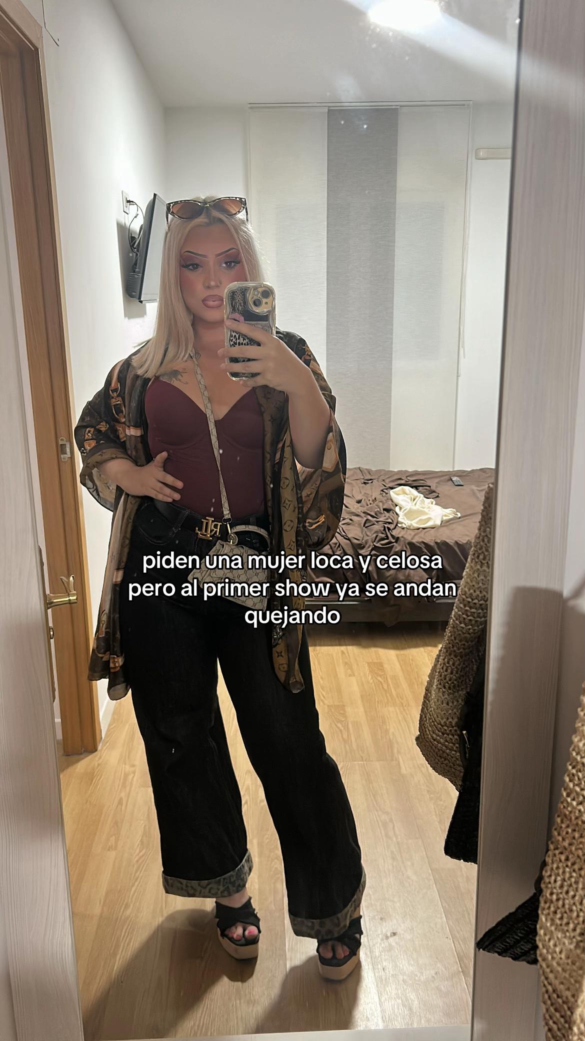 @𝓐𝓲𝓷𝓱𝓸𝓪🎀