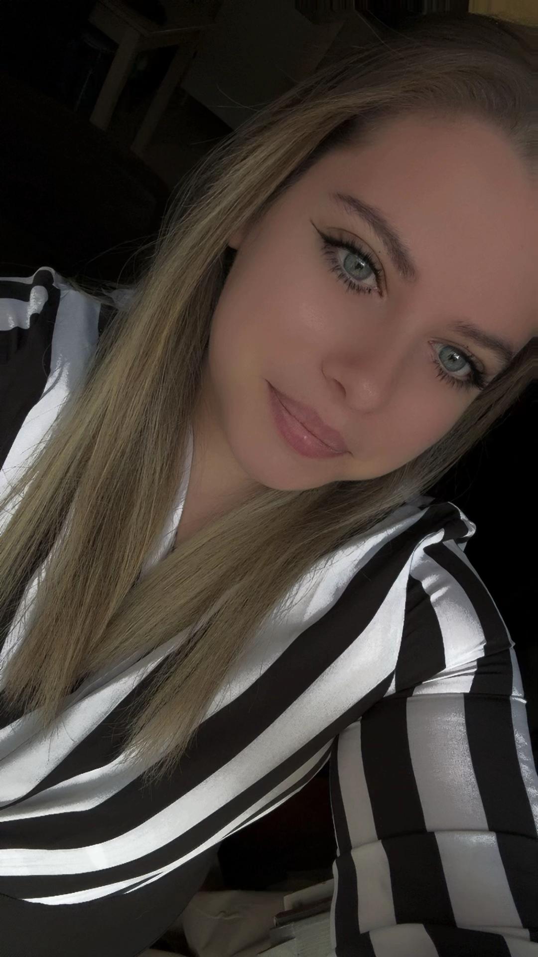 @La p’tite blondinette 🦋💞
